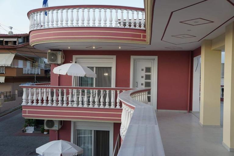 Petros House Aparthotel Sarti Exteriör bild